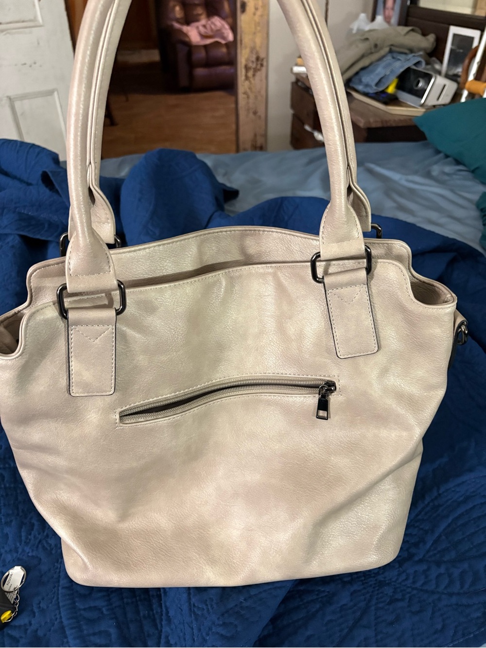 Classic Cream Shoulder Bag with Front Zip Pocket